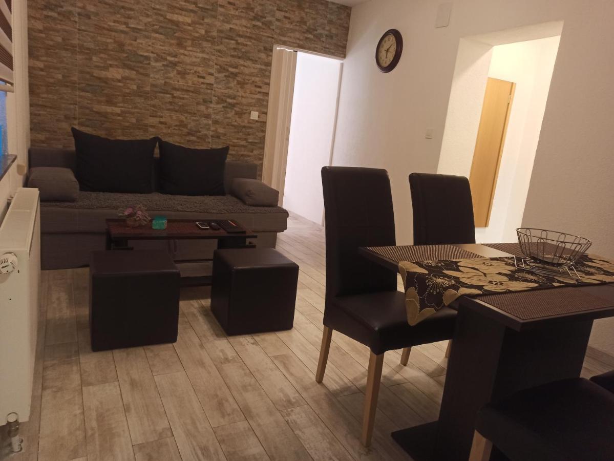 Studio Apartments Una Korenica Eksteriør bilde
