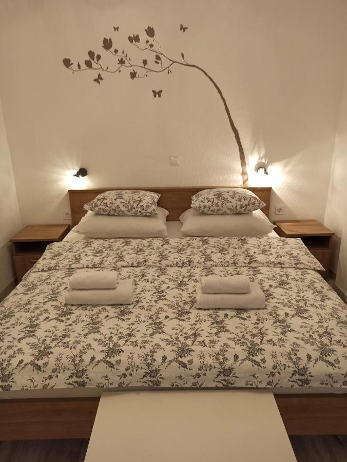 Studio Apartments Una Korenica Eksteriør bilde