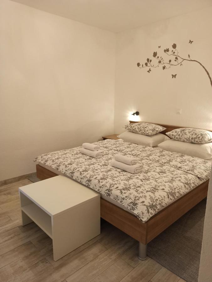 Studio Apartments Una Korenica Eksteriør bilde
