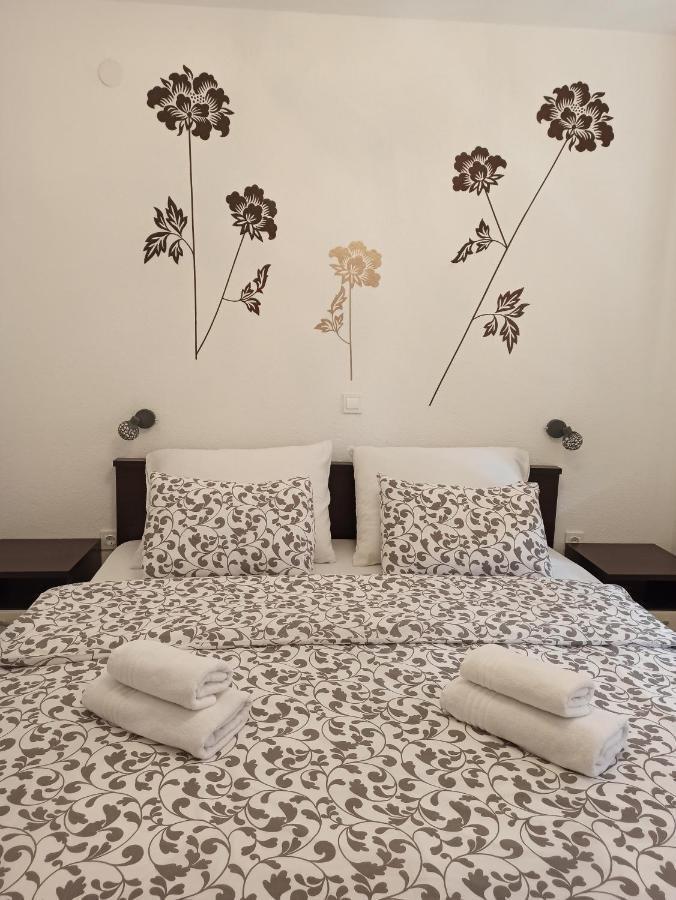 Studio Apartments Una Korenica Eksteriør bilde