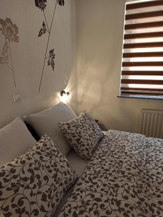 Studio Apartments Una Korenica Eksteriør bilde